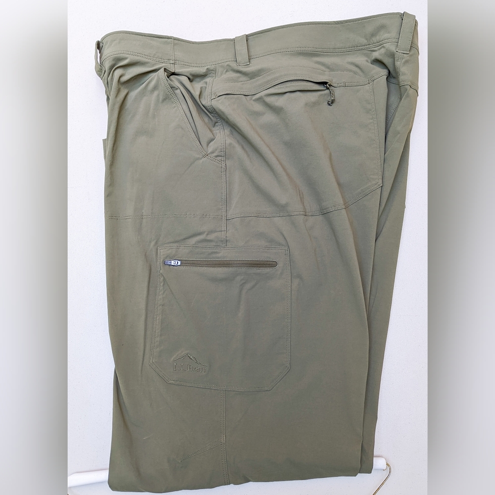 L.L. Bean Mens water-resistant Cresta Hiking pants